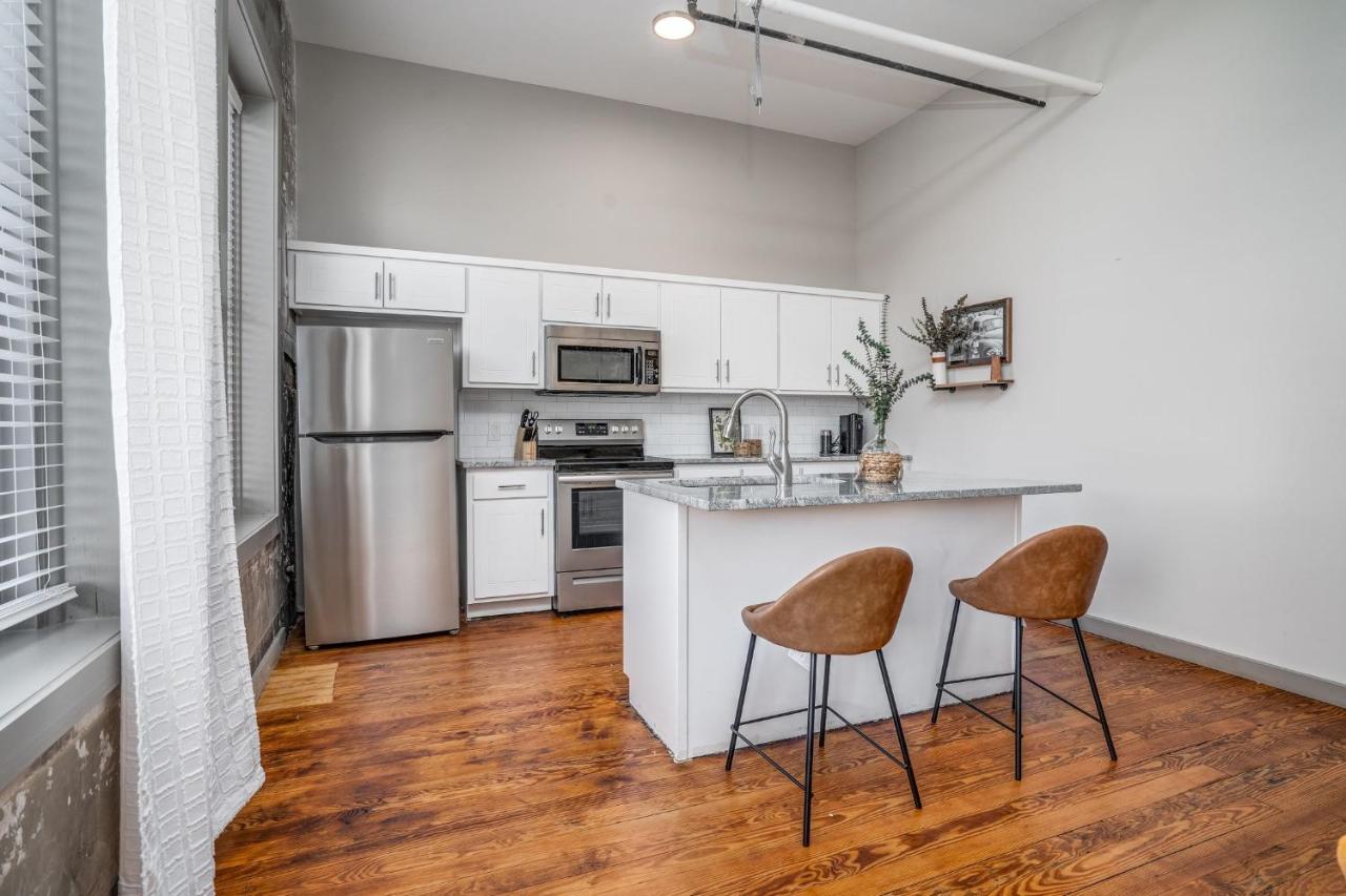 The Davis Lofts At Main Street - Unit 2B Apartment Роки Маунт Екстериор снимка